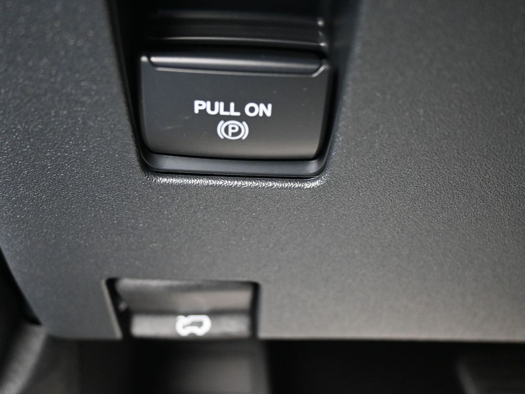 Ford Bronco Vehicle Full-screen Gallery Image 23