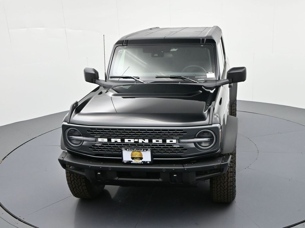 Ford Bronco Vehicle Full-screen Gallery Image 27
