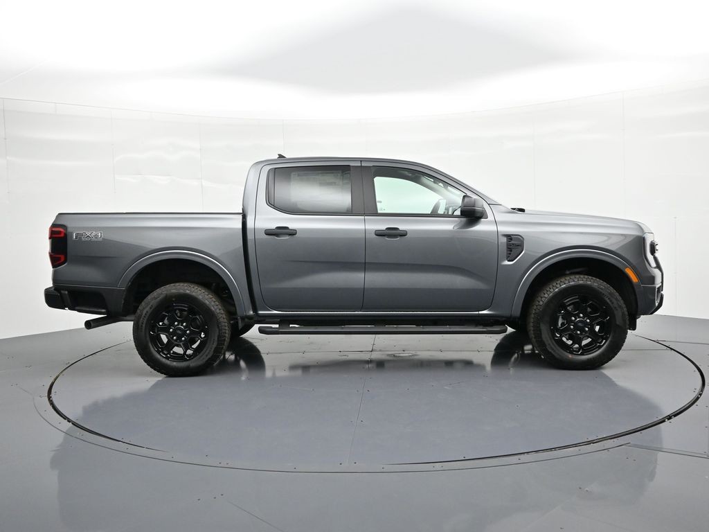 Ford Ranger Vehicle Full-screen Gallery Image 5