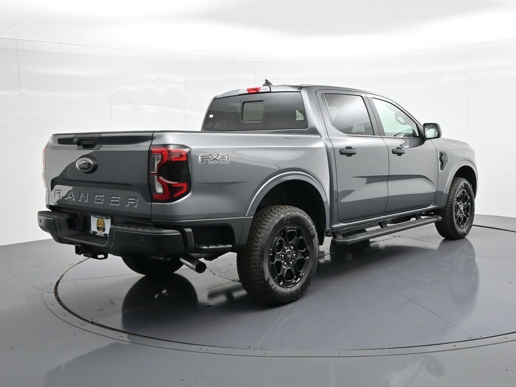 Ford Ranger Vehicle Full-screen Gallery Image 6