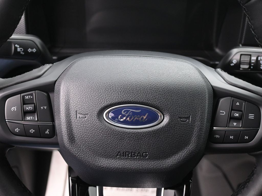 Ford Ranger Vehicle Full-screen Gallery Image 18