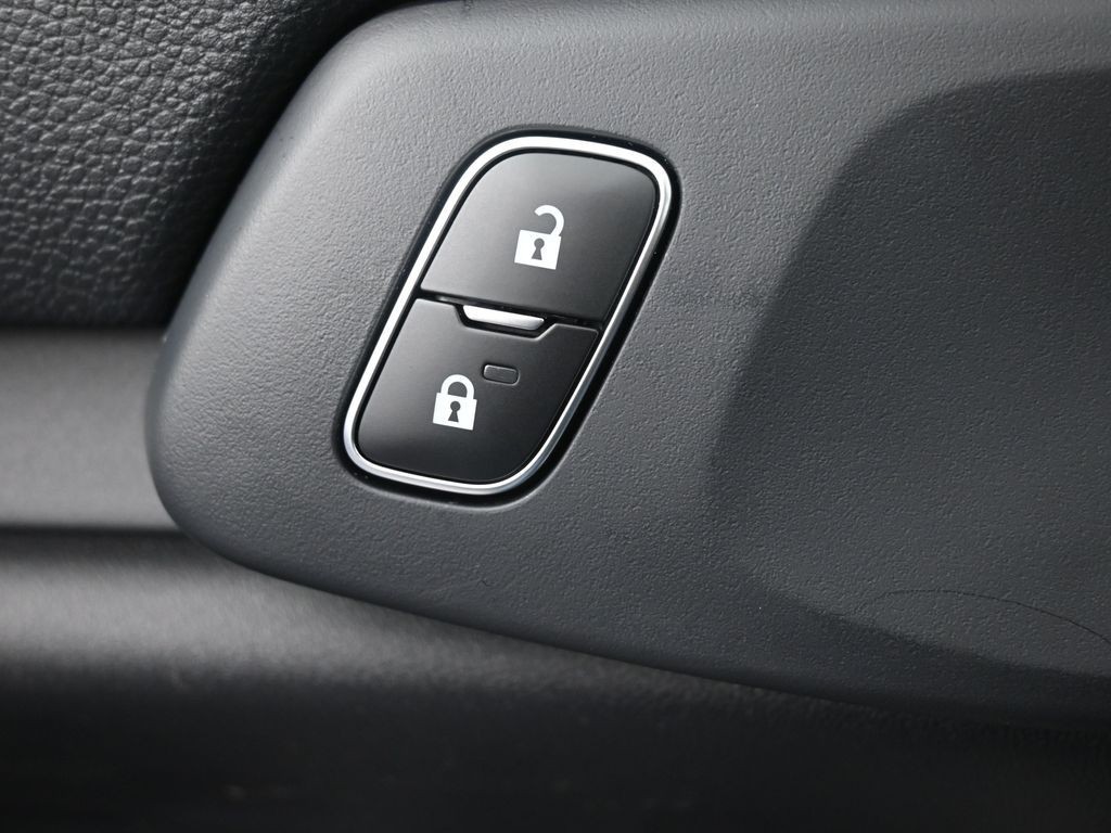 Ford Ranger Vehicle Full-screen Gallery Image 20