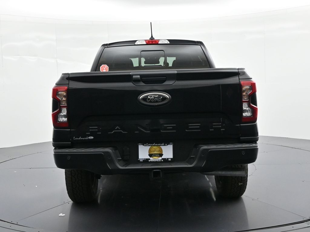Ford Ranger Vehicle Full-screen Gallery Image 7