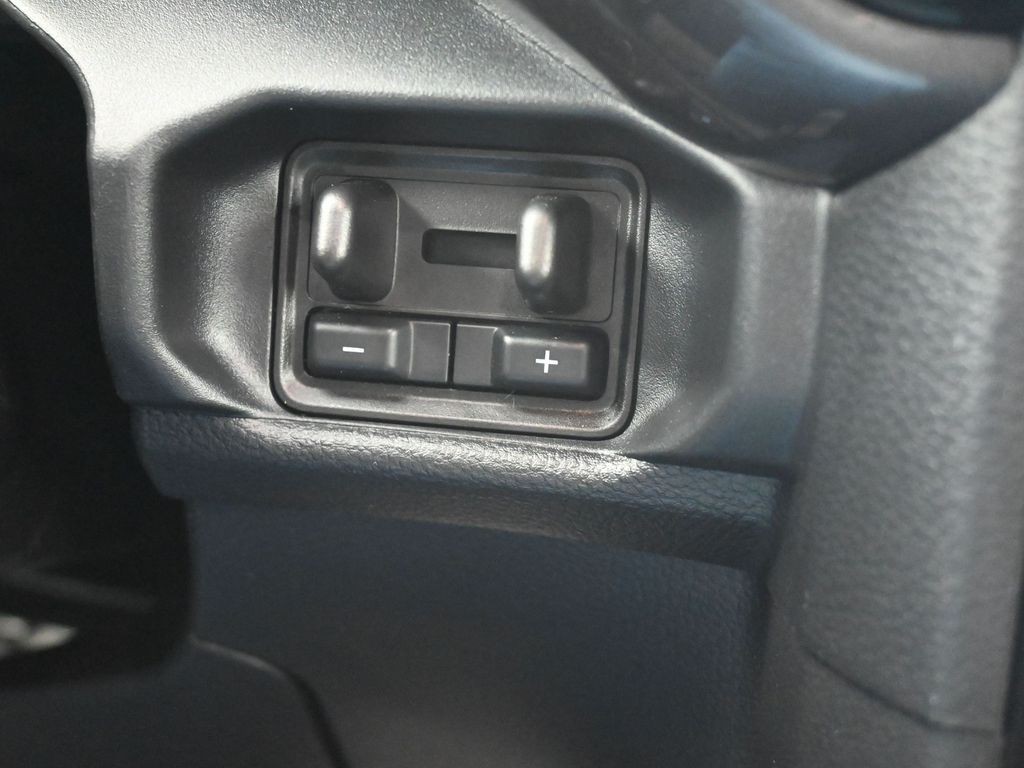 Ford Ranger Vehicle Full-screen Gallery Image 17