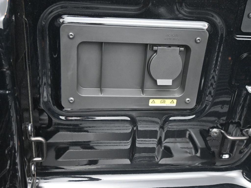 Ford Ranger Vehicle Full-screen Gallery Image 26