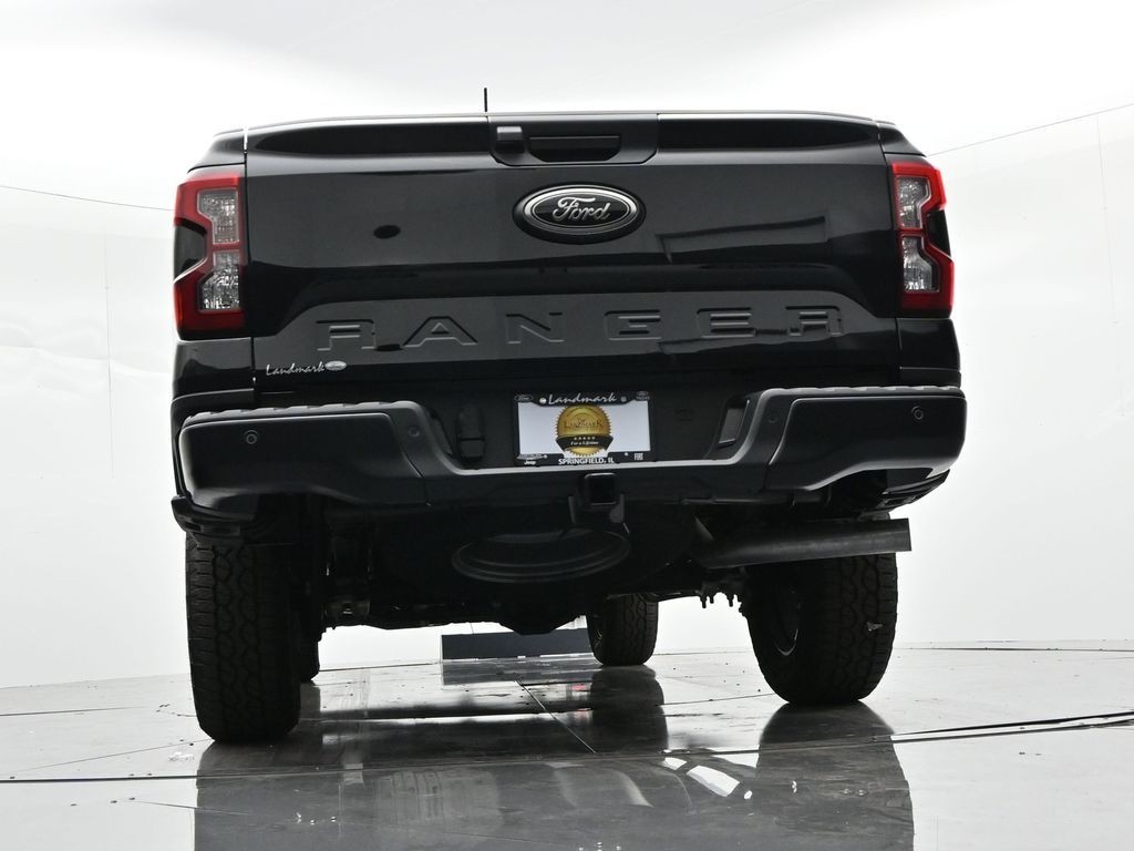 Ford Ranger Vehicle Full-screen Gallery Image 32