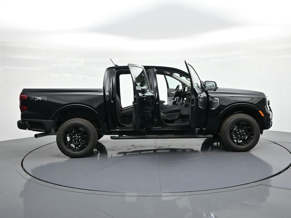 Ford Ranger Vehicle Full-screen Gallery Image 35
