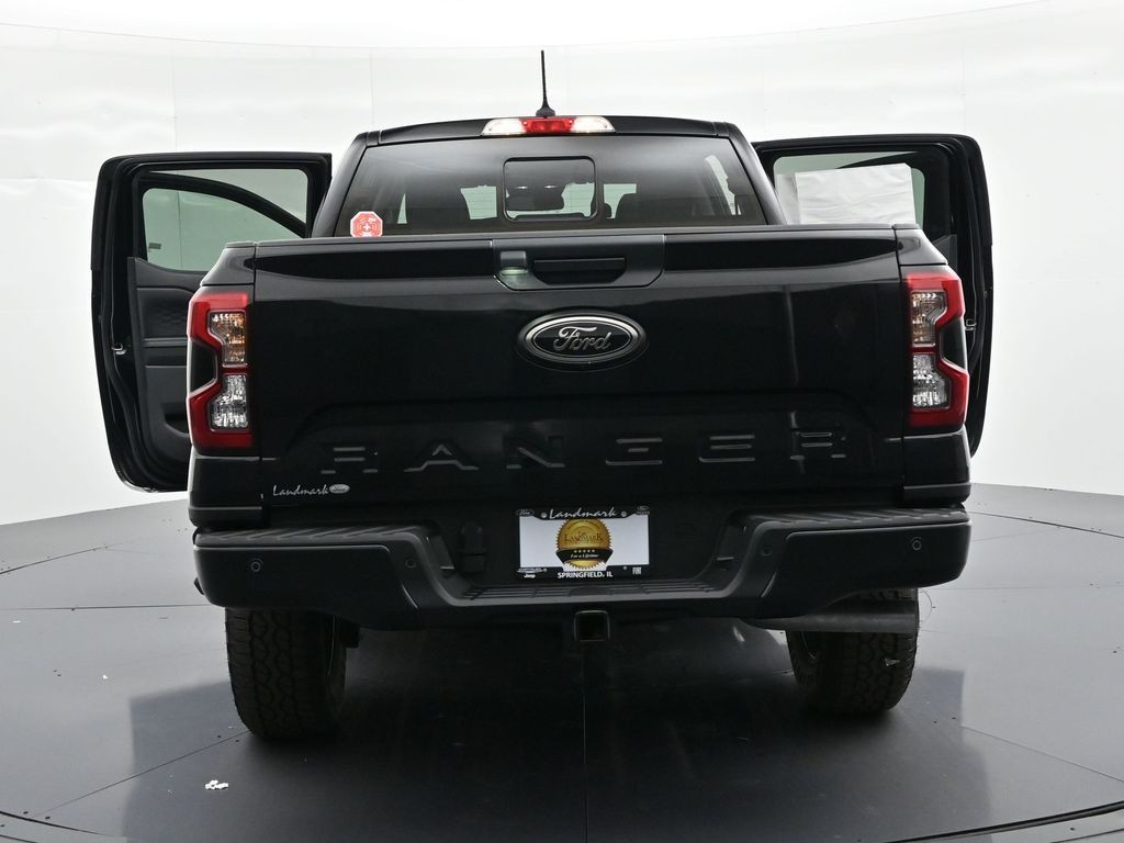 Ford Ranger Vehicle Full-screen Gallery Image 38