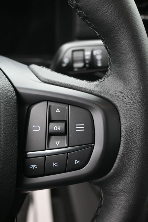Ford Ranger Vehicle Full-screen Gallery Image 20