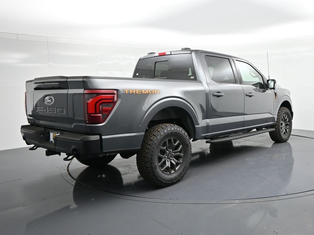 Ford F-150 Vehicle Full-screen Gallery Image 6
