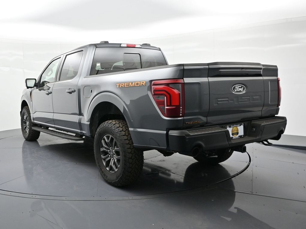 Ford F-150 Vehicle Full-screen Gallery Image 8