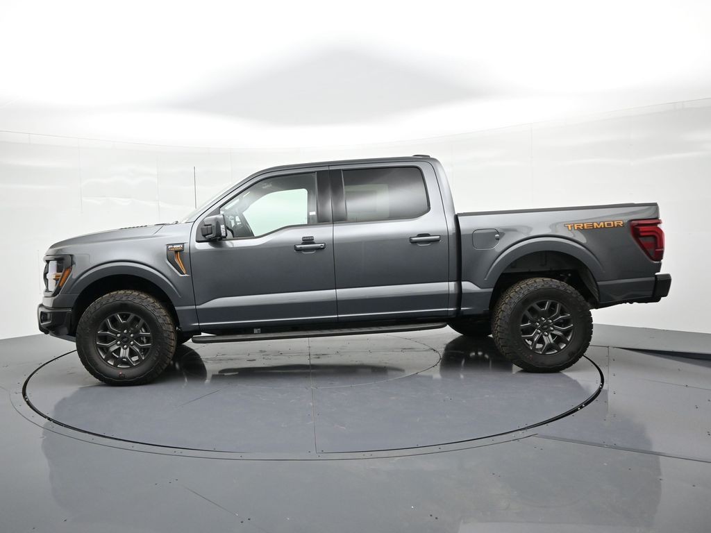 Ford F-150 Vehicle Full-screen Gallery Image 9