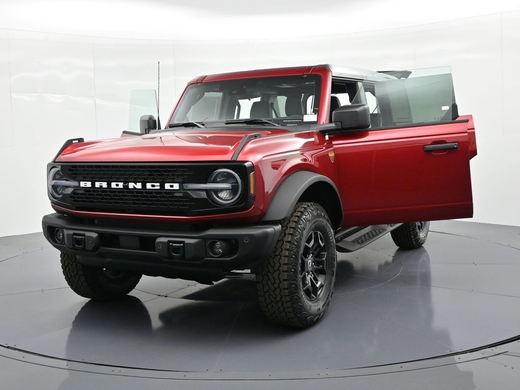 Ford Bronco Vehicle Full-screen Gallery Image 33