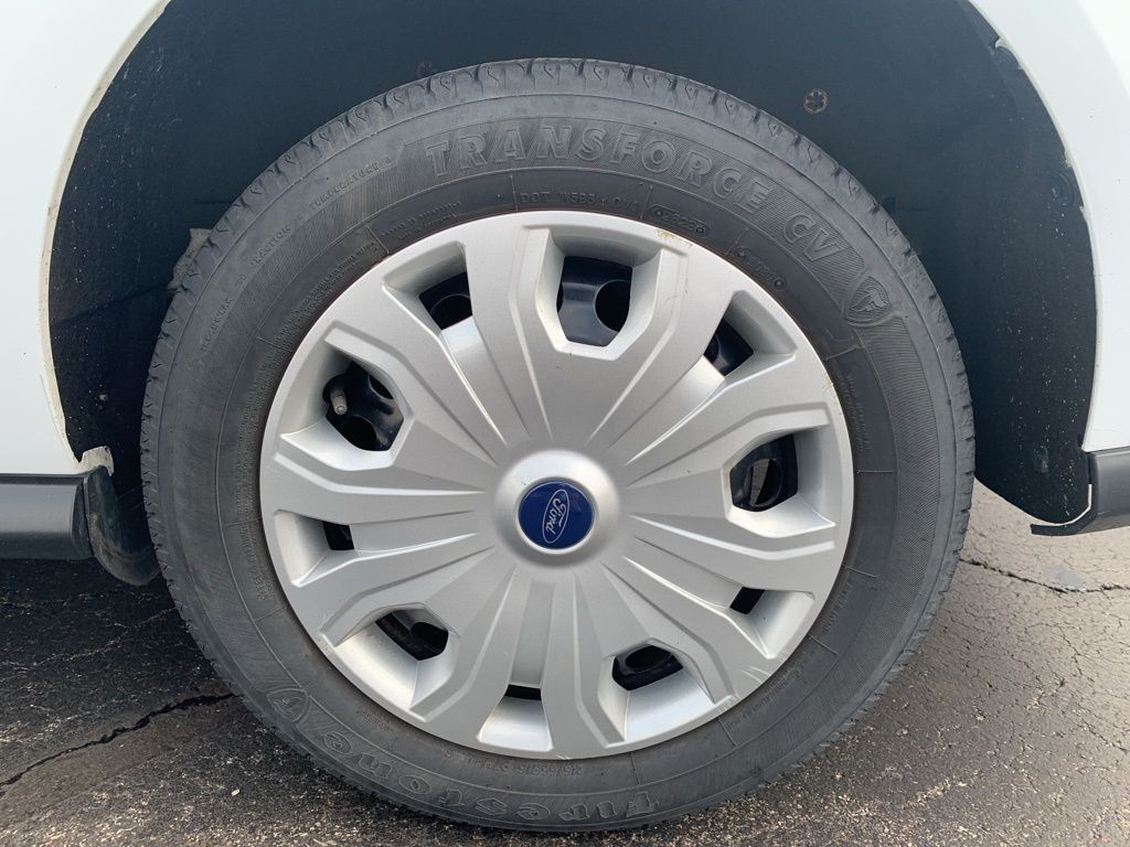 Ford Transit Connect Van Vehicle Full-screen Gallery Image 4