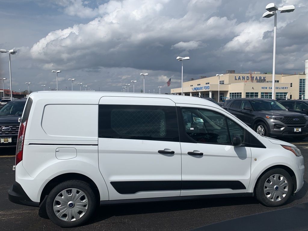 Ford Transit Connect Van Vehicle Full-screen Gallery Image 7