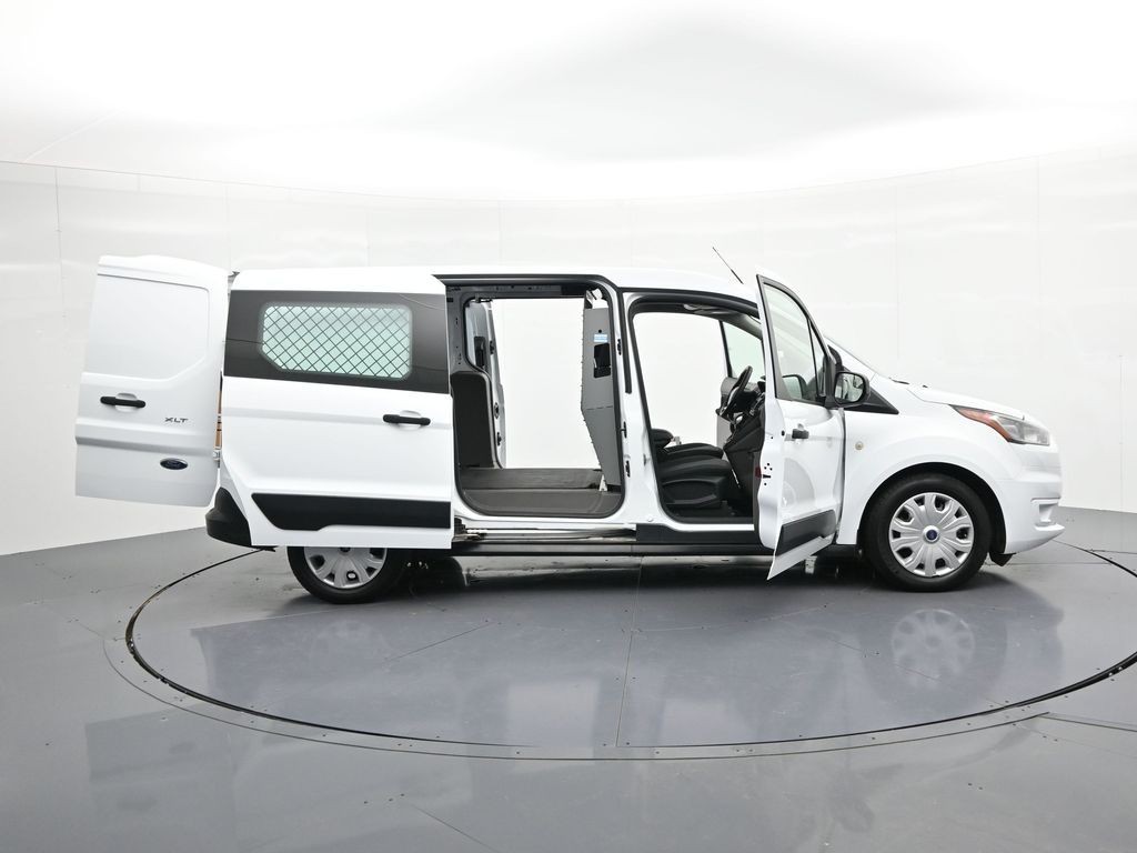 Ford Transit Connect Van Vehicle Full-screen Gallery Image 32