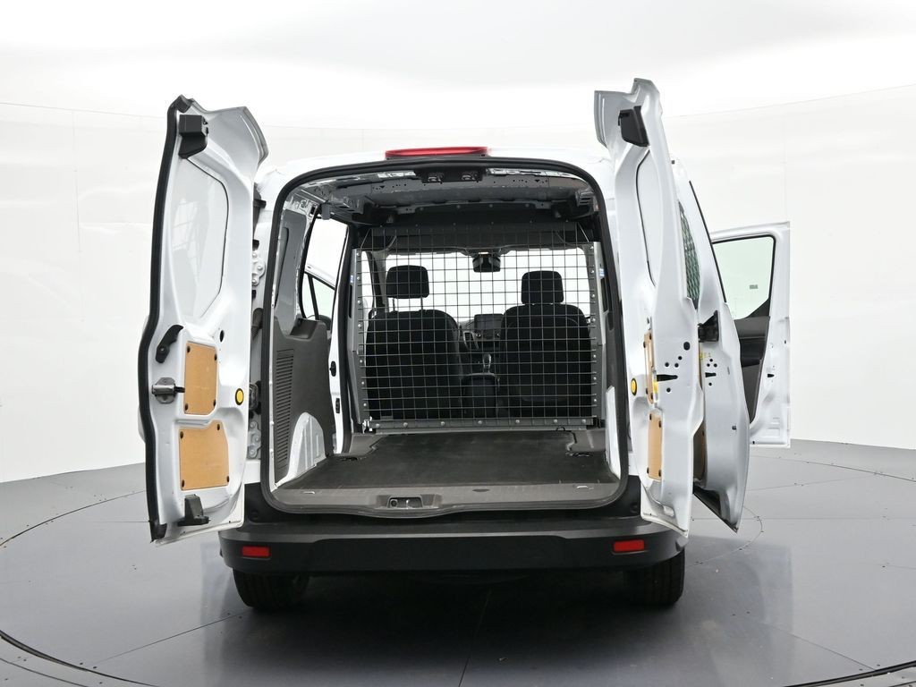 Ford Transit Connect Van Vehicle Full-screen Gallery Image 35