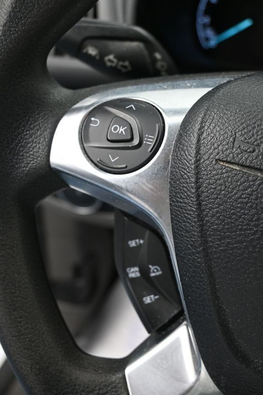 Ford Transit Connect Van Vehicle Full-screen Gallery Image 21