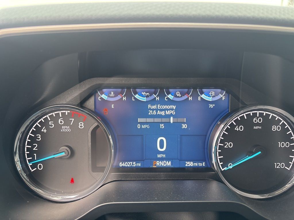 Ford F-150 Vehicle Full-screen Gallery Image 11