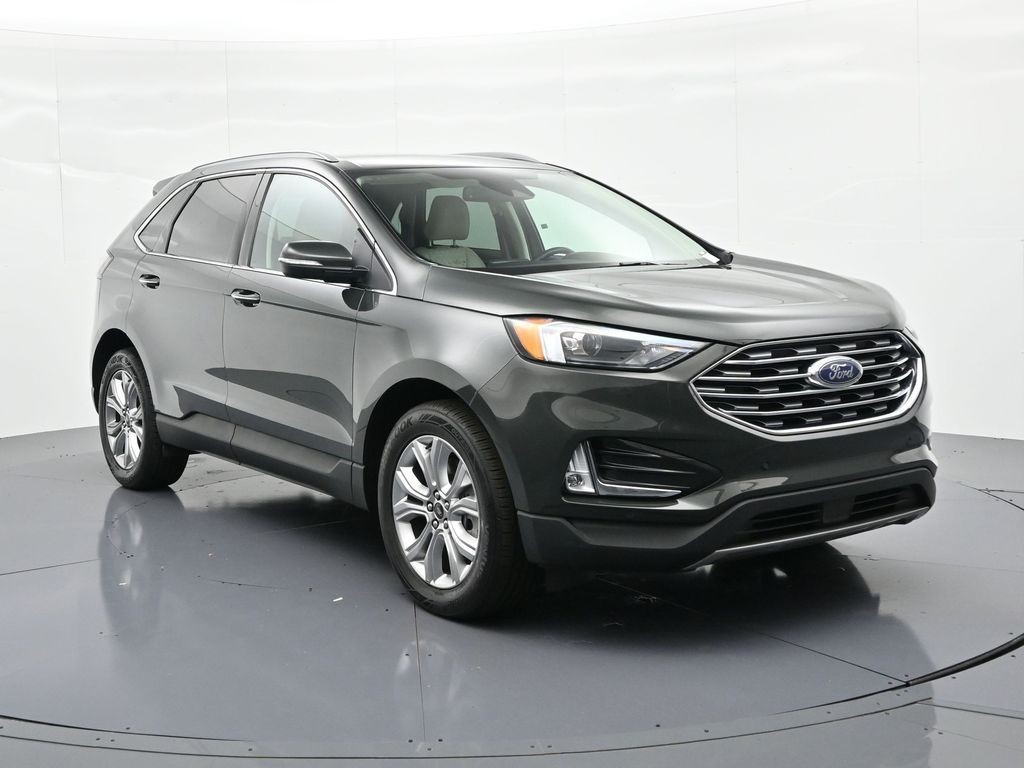 Ford Edge Vehicle Full-screen Gallery Image 4