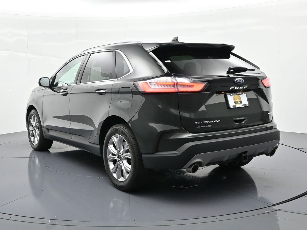 Ford Edge Vehicle Full-screen Gallery Image 8