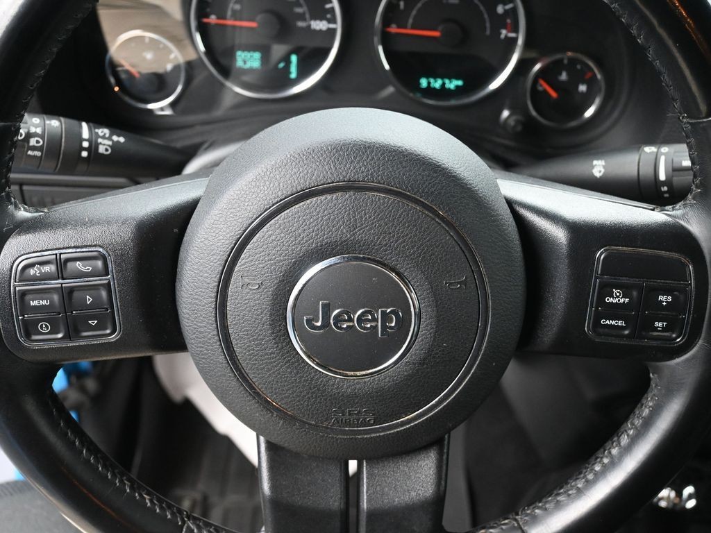 Ford Edge Vehicle Full-screen Gallery Image 20
