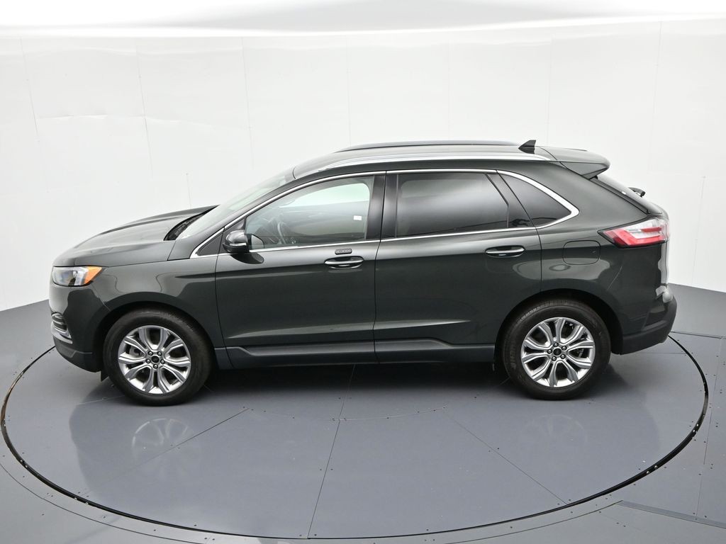 Ford Edge Vehicle Full-screen Gallery Image 44