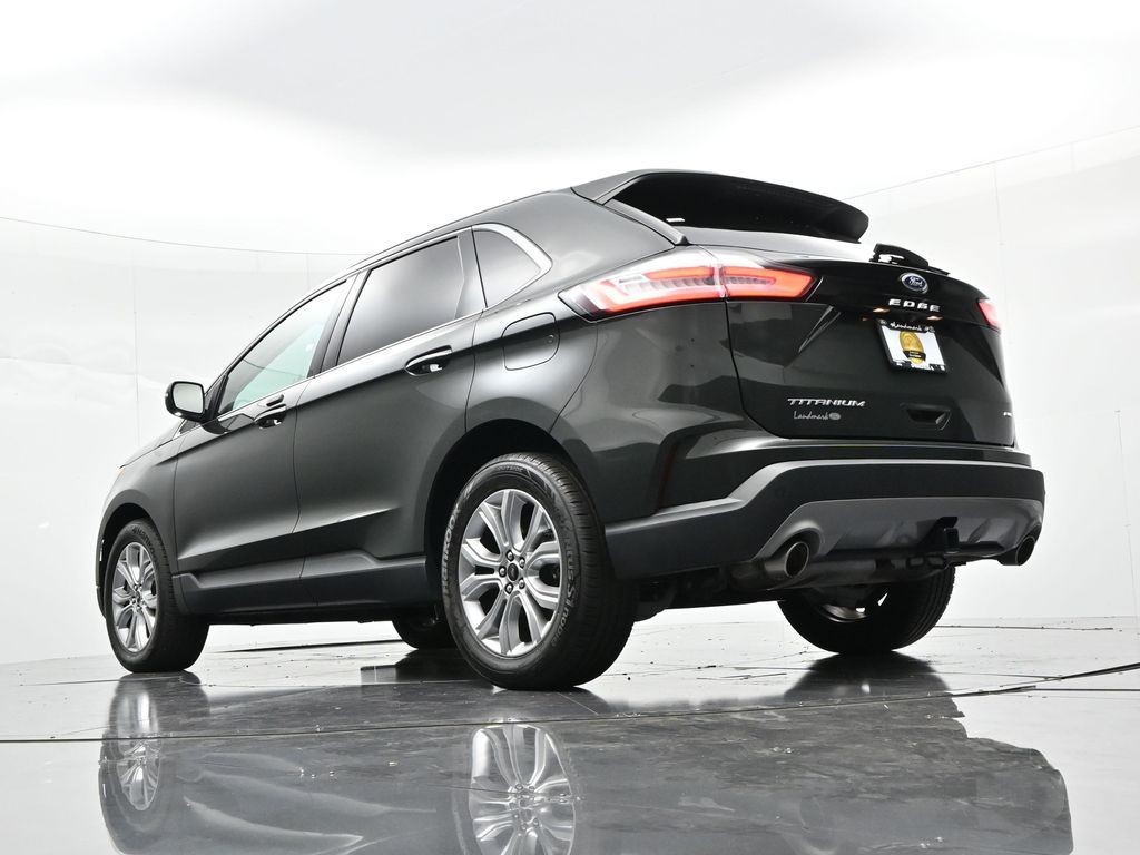 Ford Edge Vehicle Full-screen Gallery Image 45