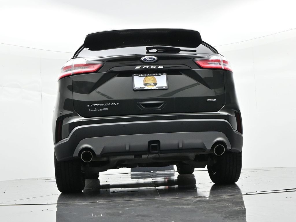 Ford Edge Vehicle Full-screen Gallery Image 46