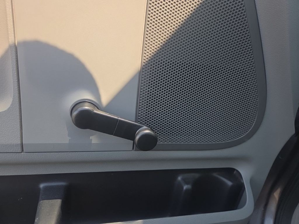 Ford F-150 Vehicle Full-screen Gallery Image 10