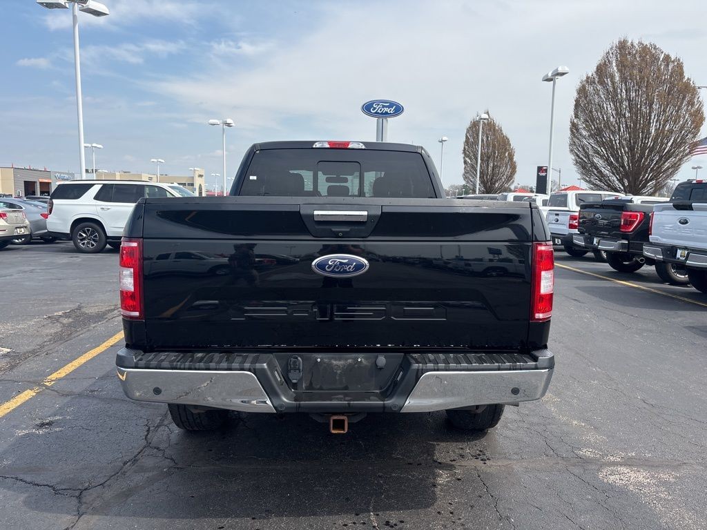 Ford F-150 Vehicle Full-screen Gallery Image 5