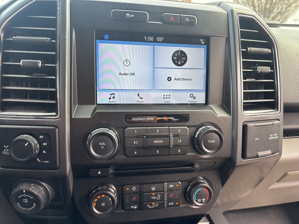 Ford F-150 Vehicle Full-screen Gallery Image 13