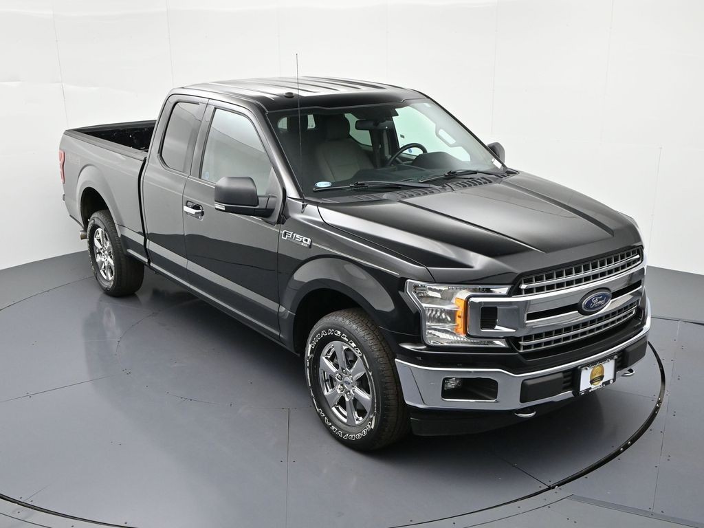 Ford F-150 Vehicle Full-screen Gallery Image 21