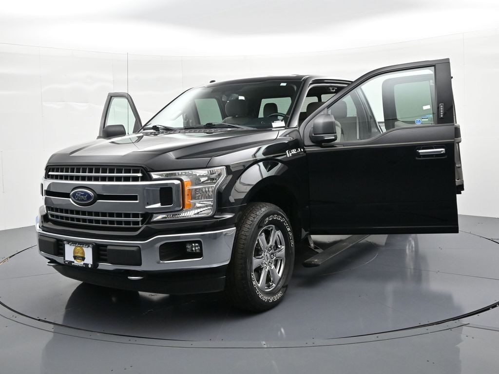 Ford F-150 Vehicle Full-screen Gallery Image 31