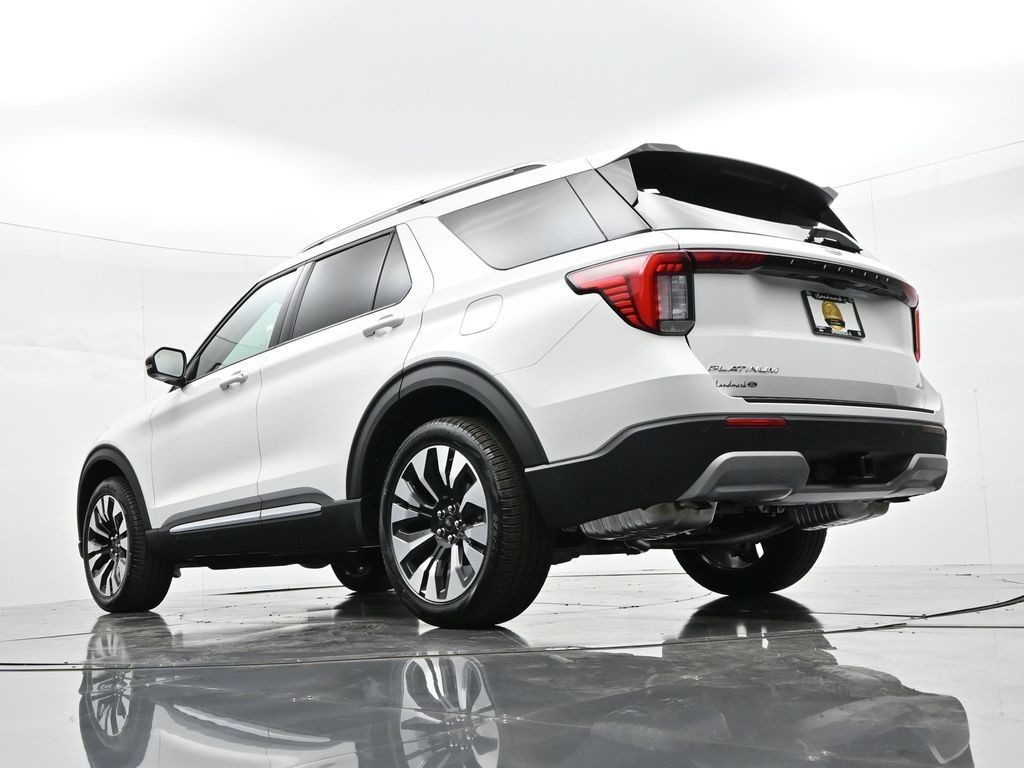 Ford Explorer Vehicle Full-screen Gallery Image 27