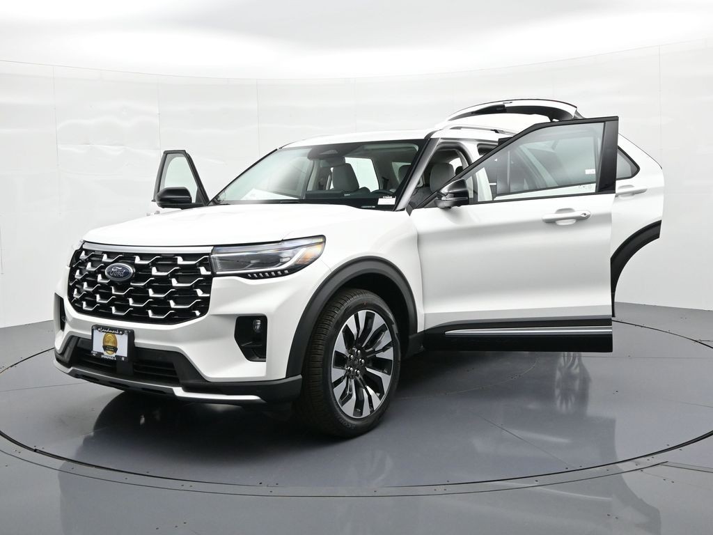 Ford Explorer Vehicle Full-screen Gallery Image 33