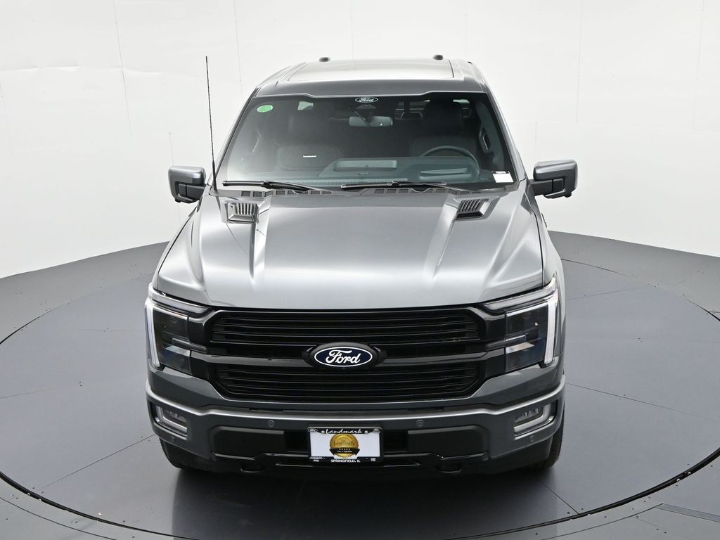 Ford F-150 Vehicle Full-screen Gallery Image 34