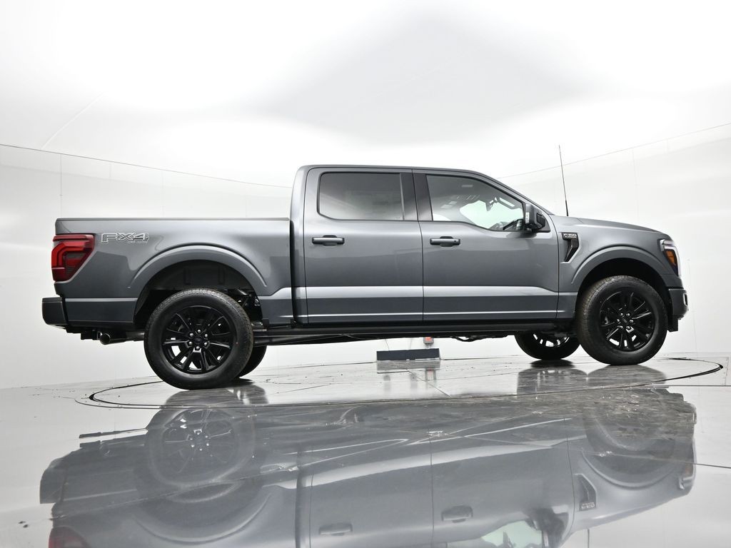 Ford F-150 Vehicle Full-screen Gallery Image 40