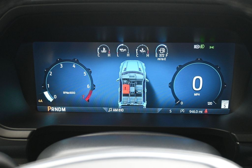 Ford F-150 Vehicle Full-screen Gallery Image 10
