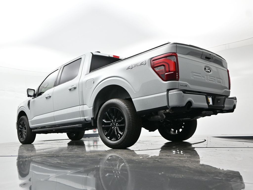 Ford F-150 Vehicle Full-screen Gallery Image 32
