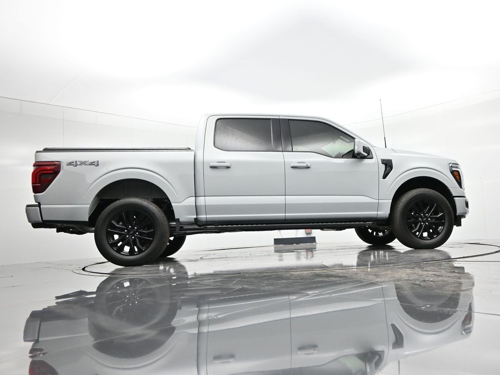Ford F-150 Vehicle Full-screen Gallery Image 35