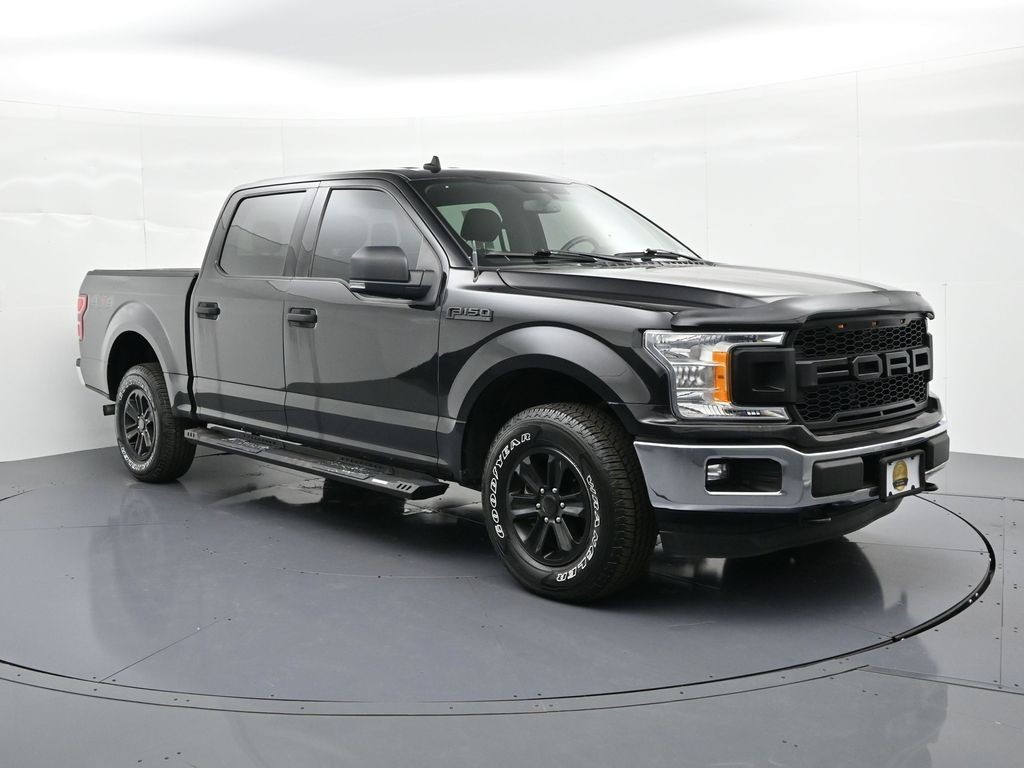 Ford F-150 Vehicle Full-screen Gallery Image 04