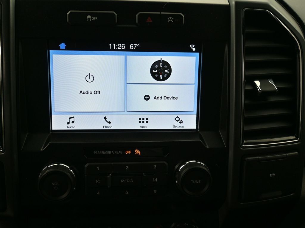 Ford F-150 Vehicle Full-screen Gallery Image 11