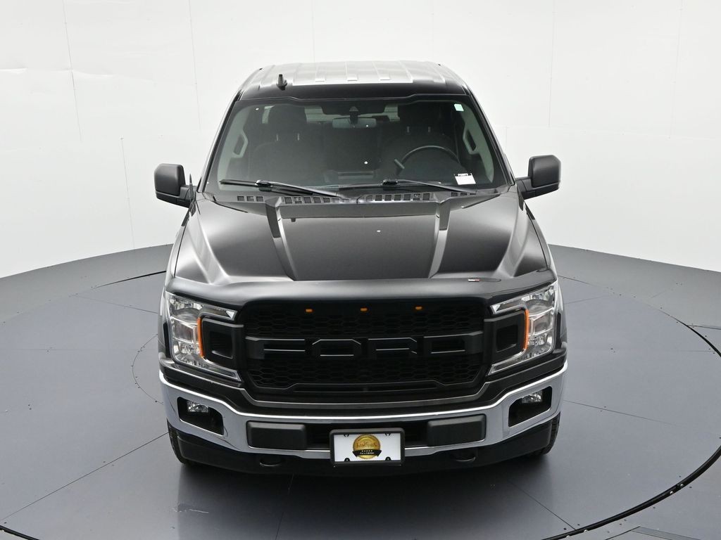 Ford F-150 Vehicle Full-screen Gallery Image 22