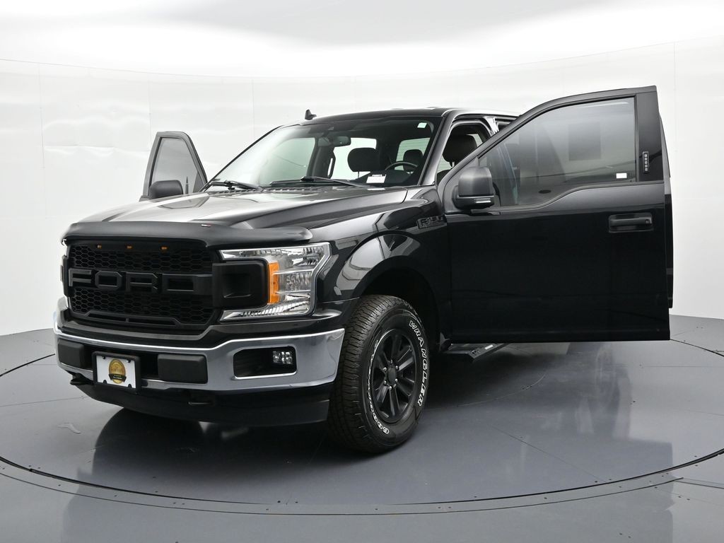 Ford F-150 Vehicle Full-screen Gallery Image 31