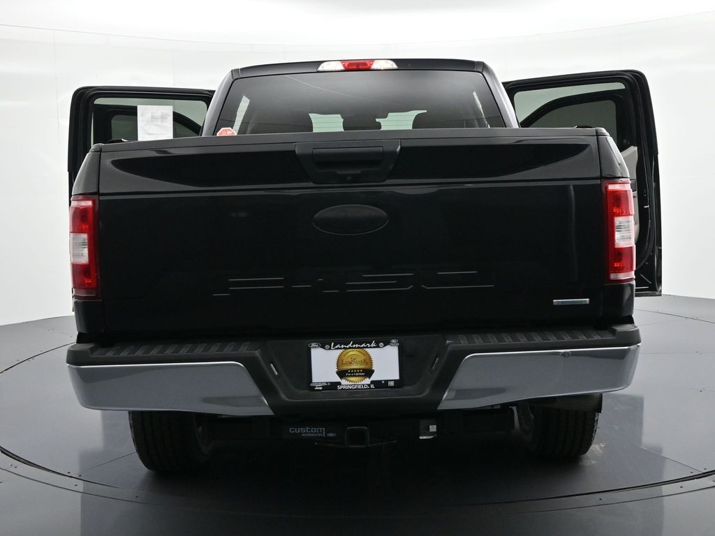 Ford F-150 Vehicle Full-screen Gallery Image 32