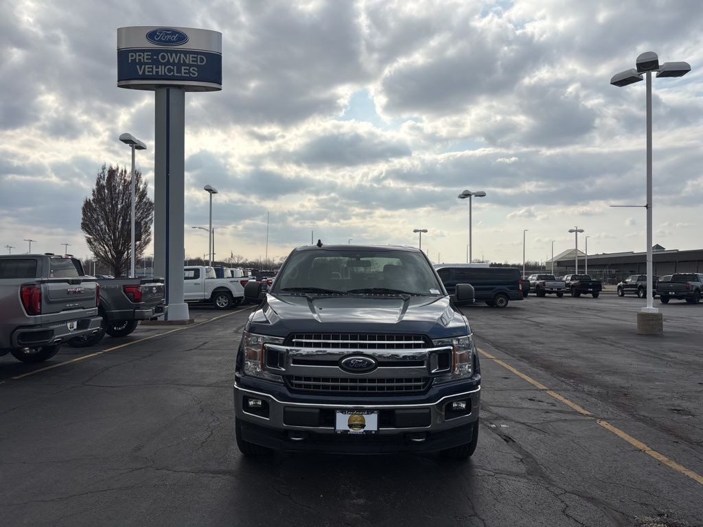 Ford F-150 Vehicle Full-screen Gallery Image 8