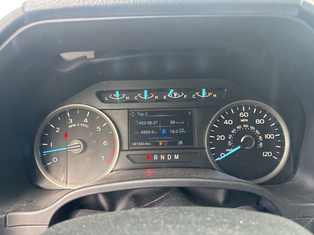 Ford F-150 Vehicle Full-screen Gallery Image 11