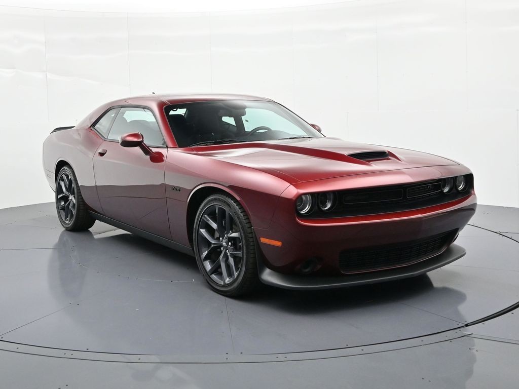 Dodge Challenger Vehicle Full-screen Gallery Image 04