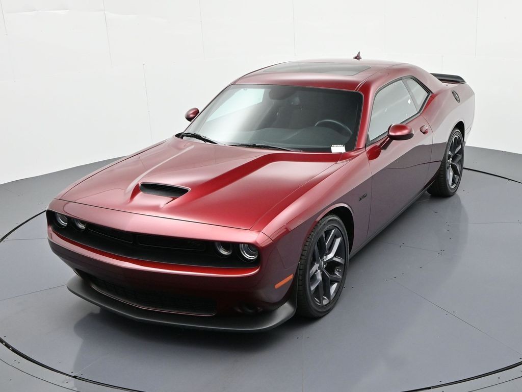Dodge Challenger Vehicle Full-screen Gallery Image 23